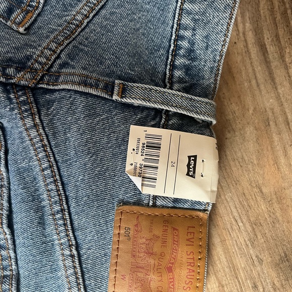 501 Levi's Blue Denim shorts - Picture 6 of 6